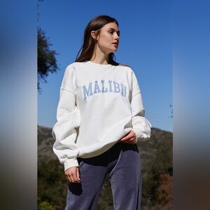 Brandy Melville malibu crewneck!
